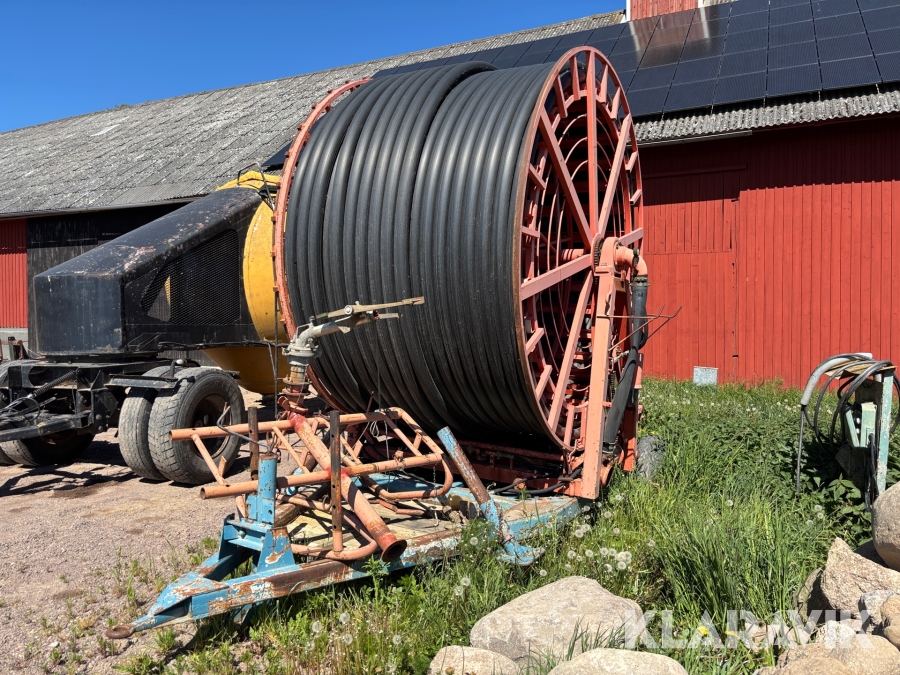 Betvattingsmaskin Bauer 90-300 med pump