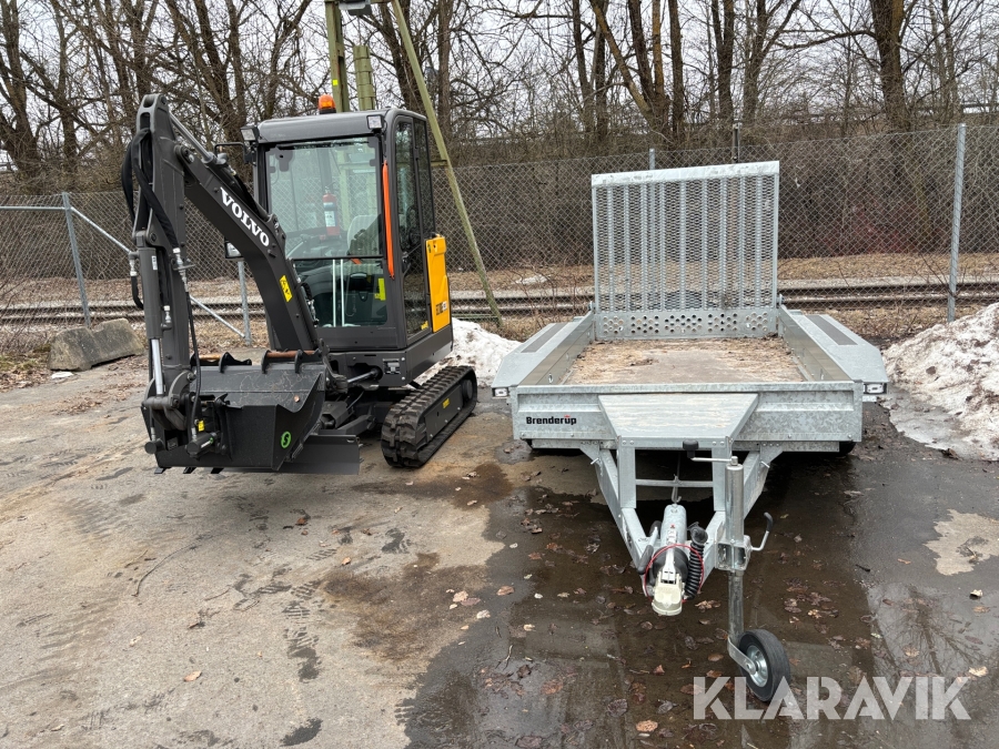 Paket Minigrävare Volvo EC18E med skopor och trailer