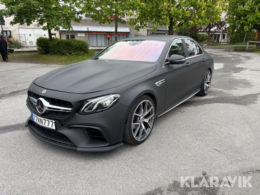 Mercedes-Benz E 200 9G Tronic Exclusive