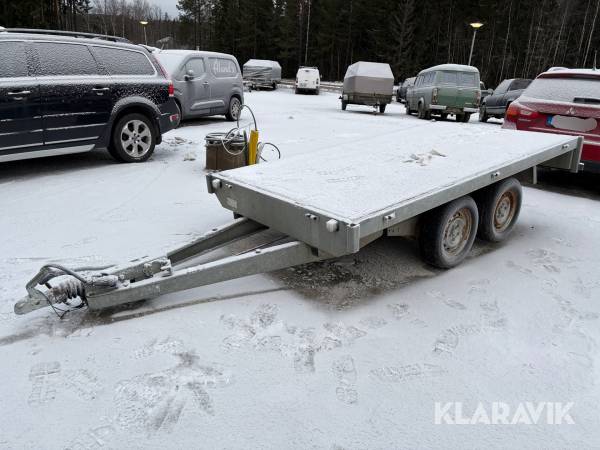 Personbilssläp Henra PL20A