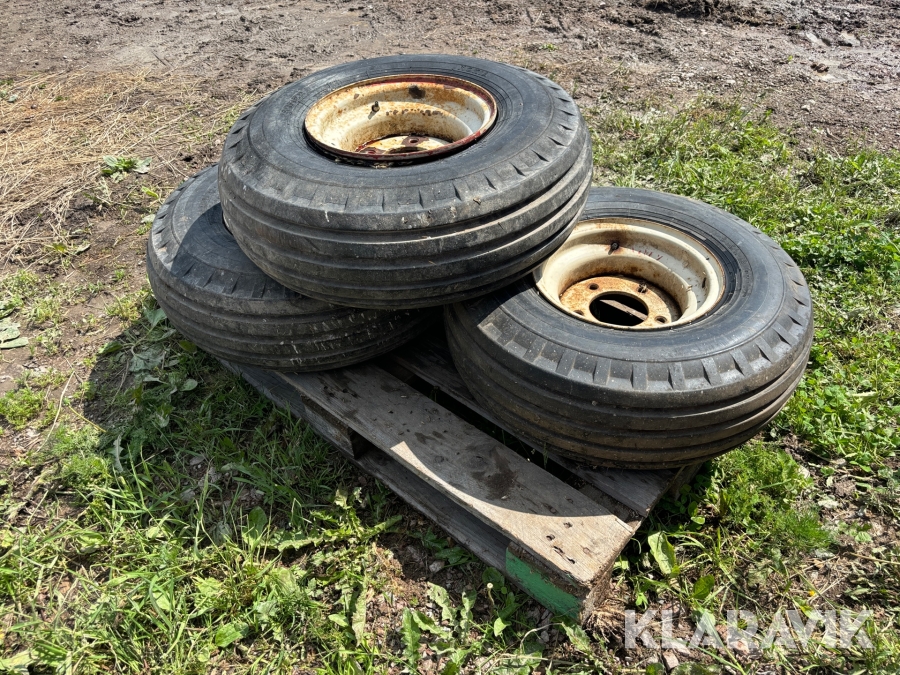 Däck på fälg Nokia 3st 8.5-12