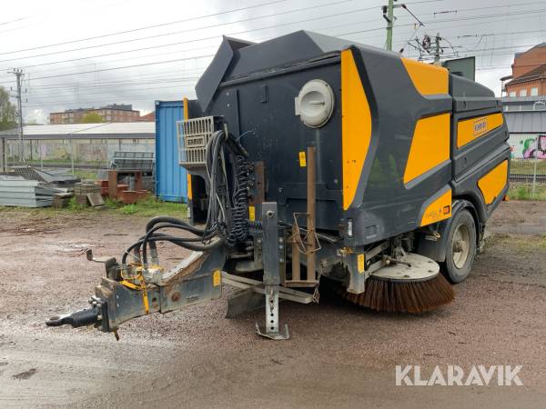 Bogserad sopmaskin Broddway Schmidt Wasa 300+