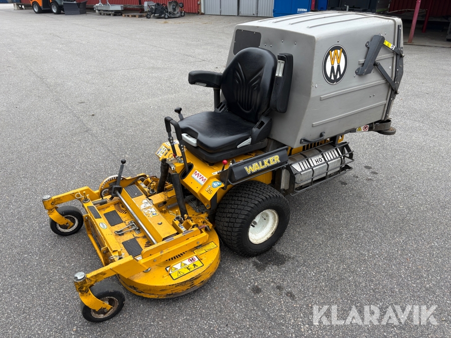 Åkgräsklippare Walker MT25i-32