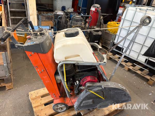 Golvsåg för asfalt & betong Husqvarna Fs413