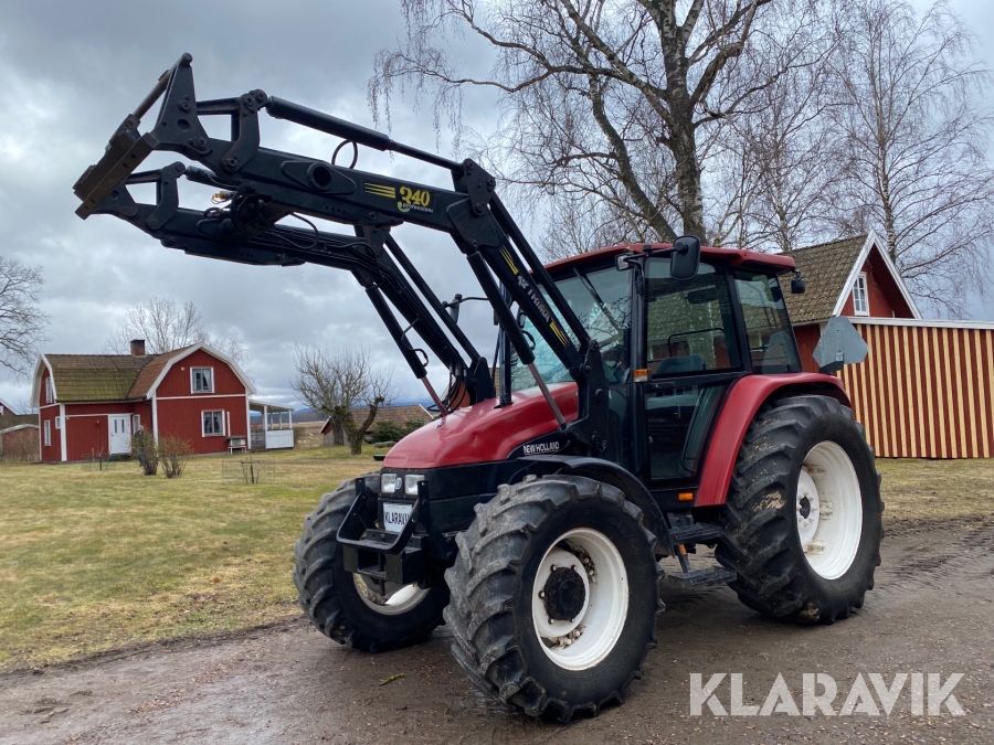 Traktor New Holland L75 med frontlastare 4WD