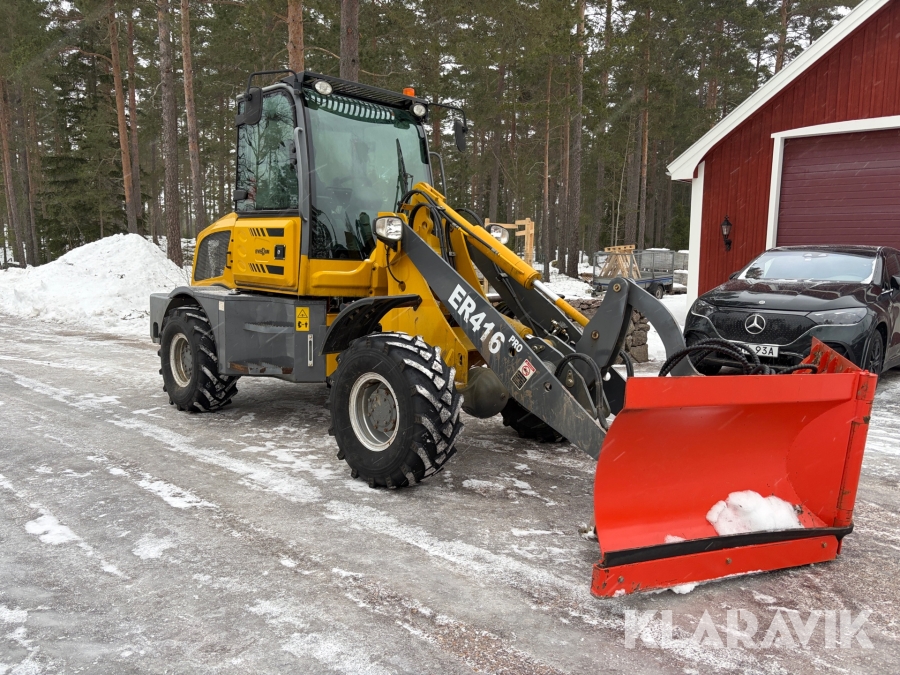 Hjullastare Everun ER416 PRO med redskap