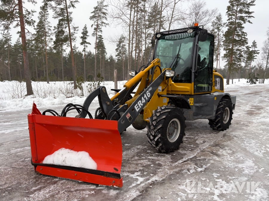 Hjullastare Everun ER416 PRO med redskap