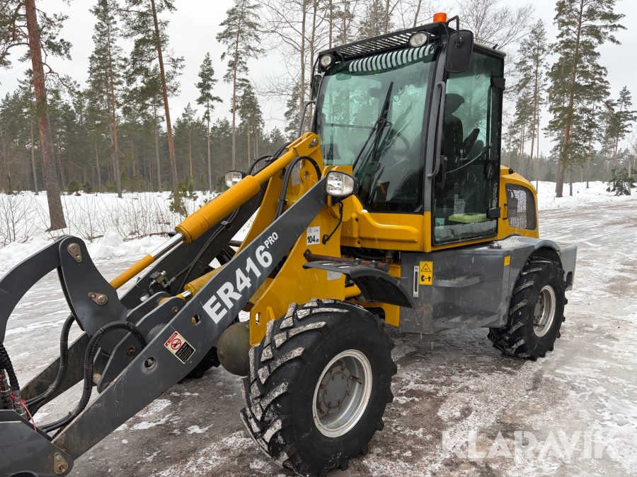 Hjullastare Everun ER416 PRO med redskap
