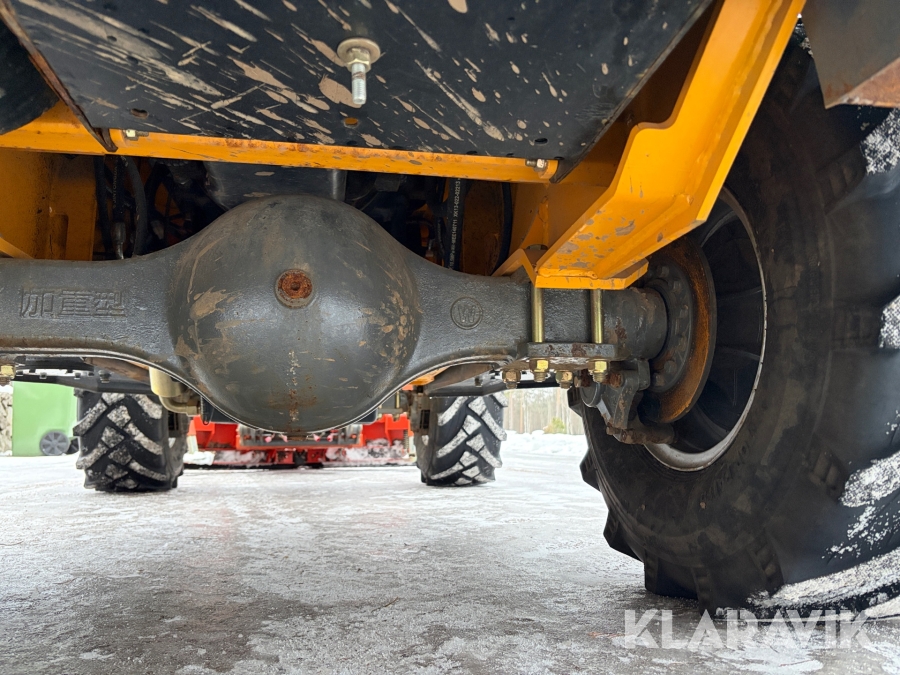 Hjullastare Everun ER416 PRO med redskap