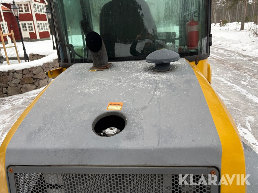 Hjullastare Everun ER416 PRO med redskap