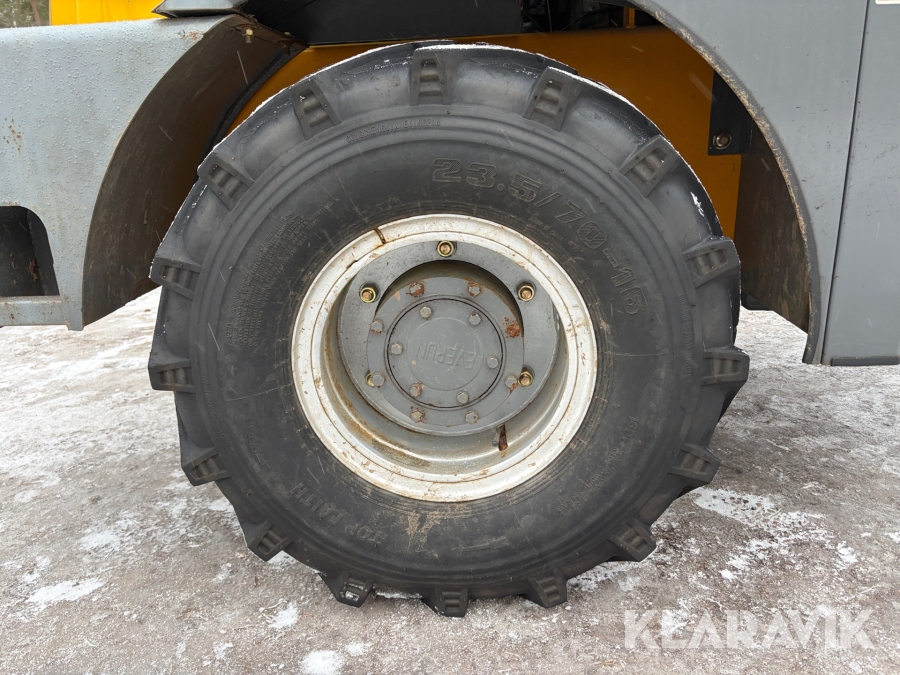 Hjullastare Everun ER416 PRO med redskap