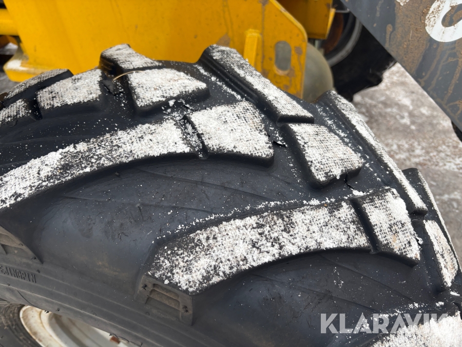 Hjullastare Everun ER416 PRO med redskap