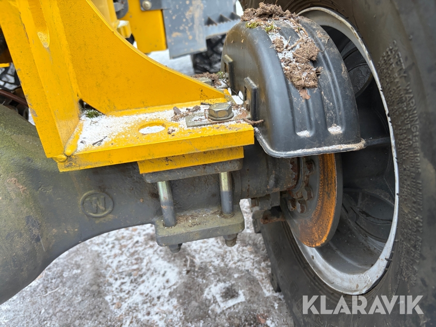 Hjullastare Everun ER416 PRO med redskap