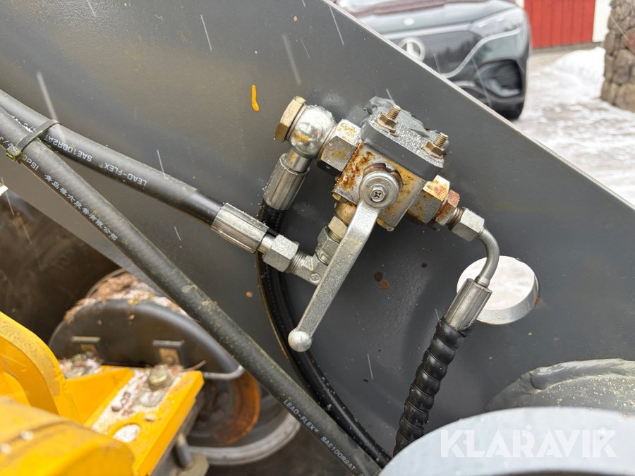 Hjullastare Everun ER416 PRO med redskap