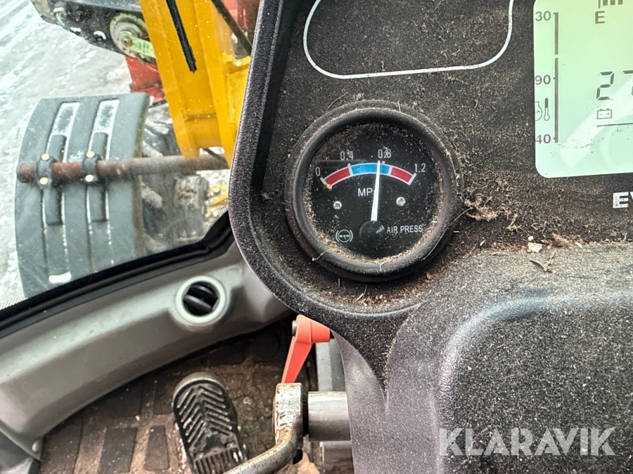 Hjullastare Everun ER416 PRO med redskap