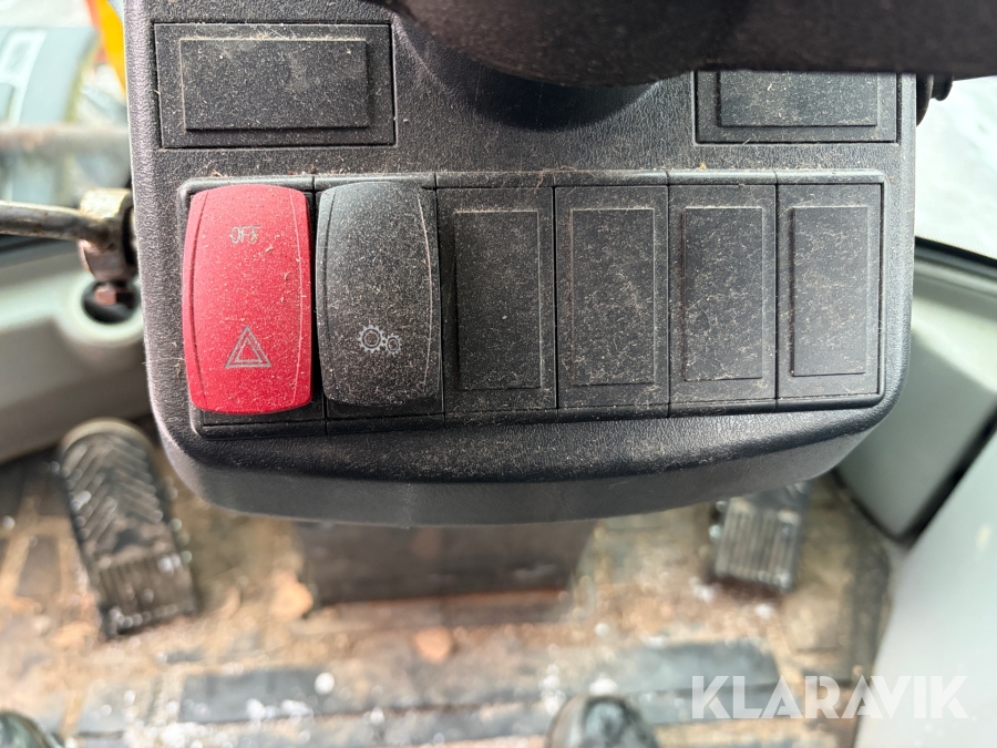 Hjullastare Everun ER416 PRO med redskap