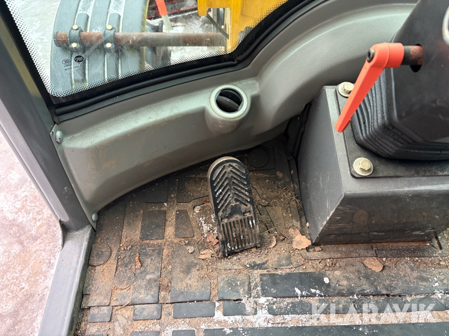 Hjullastare Everun ER416 PRO med redskap