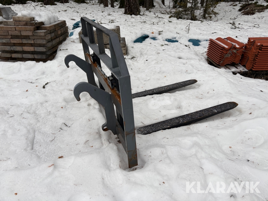 Hjullastare Everun ER416 PRO med redskap