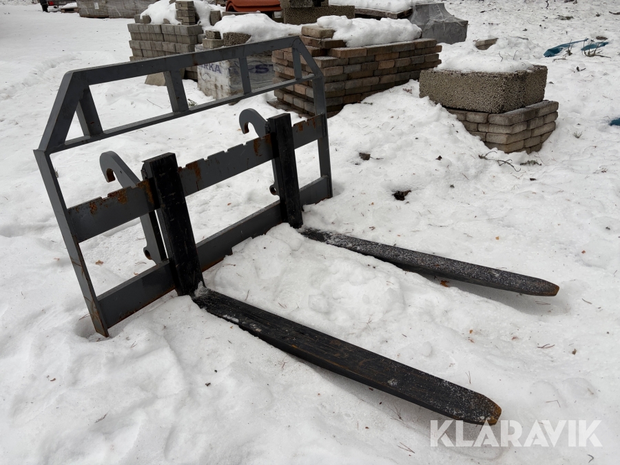 Hjullastare Everun ER416 PRO med redskap