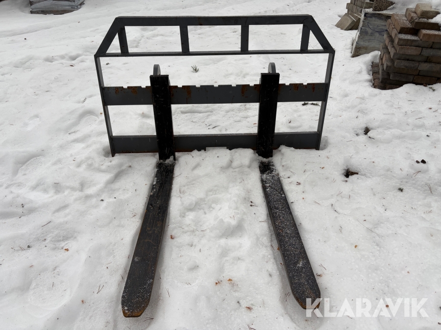 Hjullastare Everun ER416 PRO med redskap