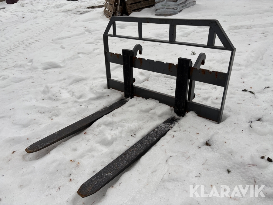 Hjullastare Everun ER416 PRO med redskap