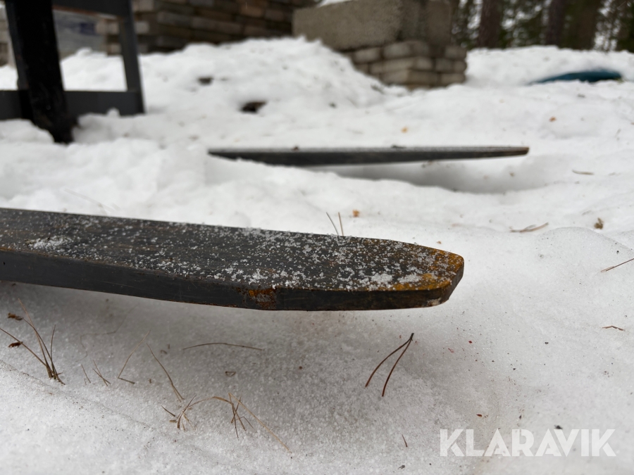 Hjullastare Everun ER416 PRO med redskap