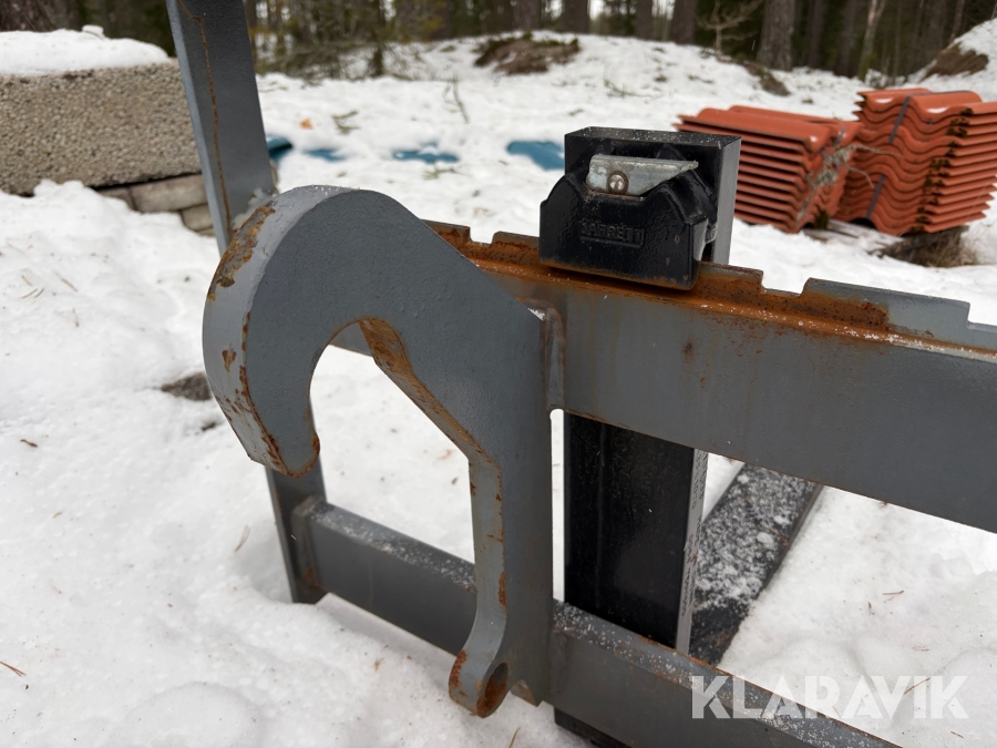 Hjullastare Everun ER416 PRO med redskap