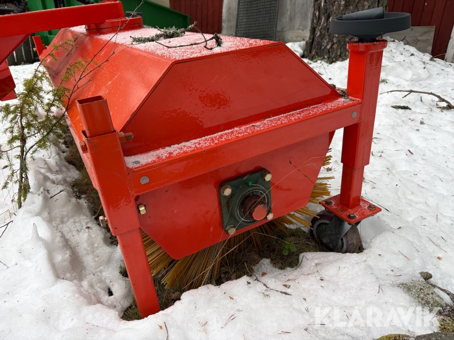 Hjullastare Everun ER416 PRO med redskap