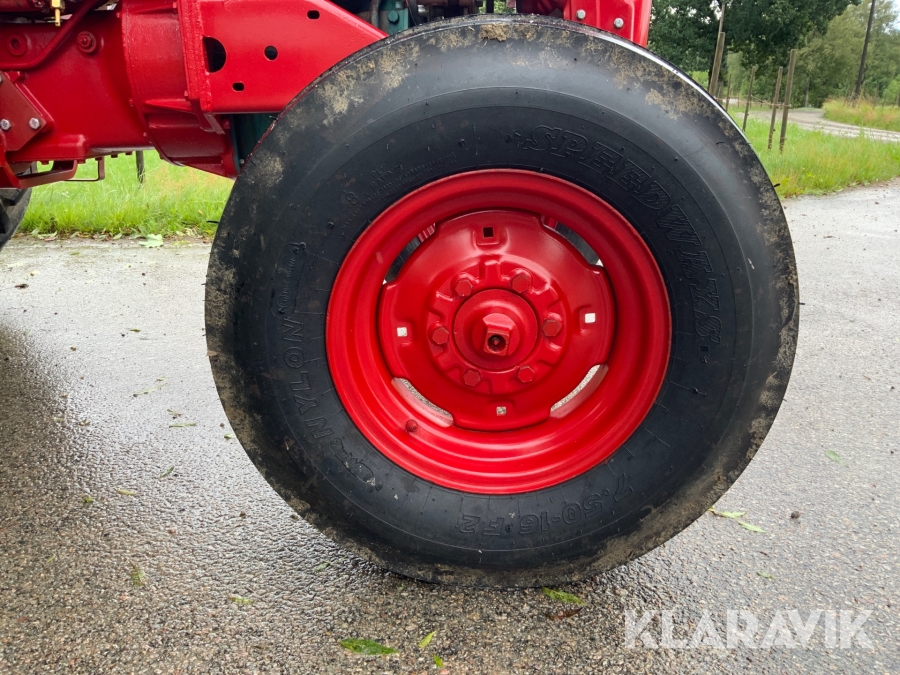 Traktor Volvo BM Buster 400, Alvesta, Klaravik Auktioner