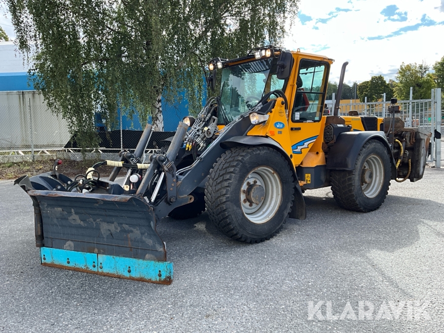 Hjullastare Wille 655 C34-3B med vikplog och sandspridare