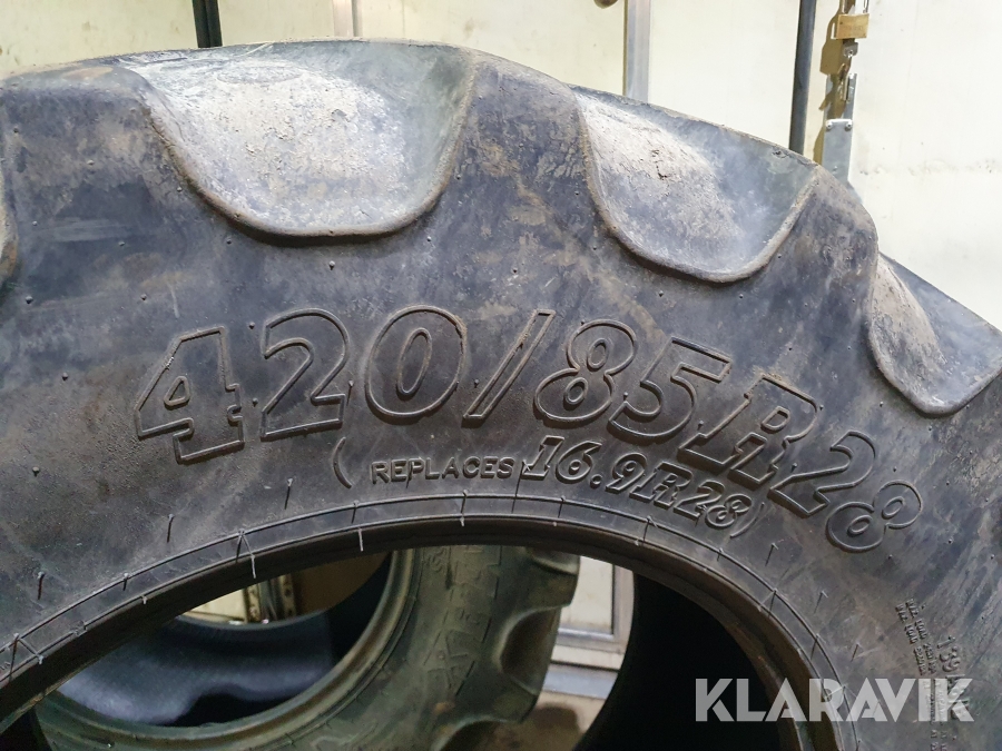 Traktordäck 2 St Lösa BKT 420/85R28, Karlstad,