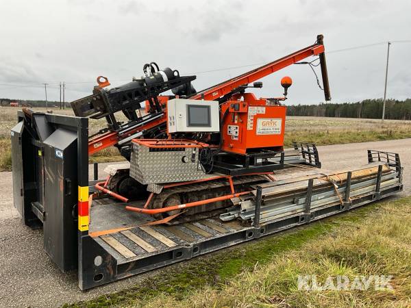 Pålmaskin Gayk HRE 3000 WSP med lastväxlarflak