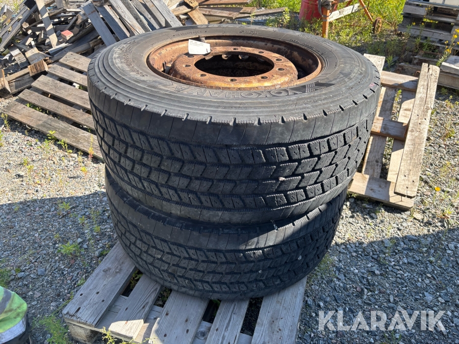 Lastbilsdäck Yokohama 385/55R22,5 2 st
