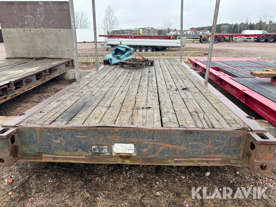 Containerflak 20 fot stolphål 63mm i sidorna Plan FL20X8 2st