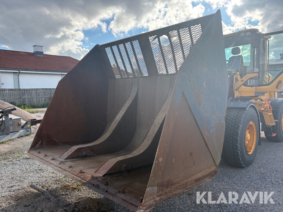 Högtippande skopa Ljungby 6m3