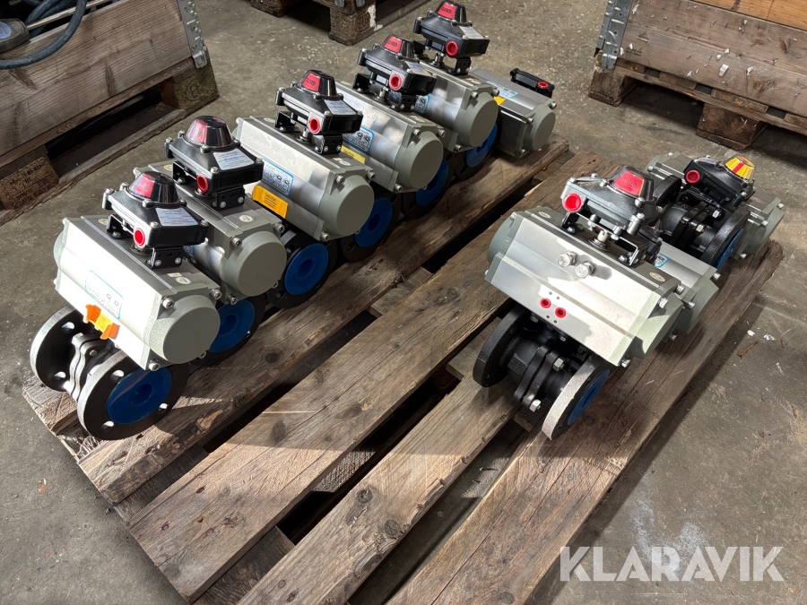 Kulventiler med tryckluftsdon och indikering