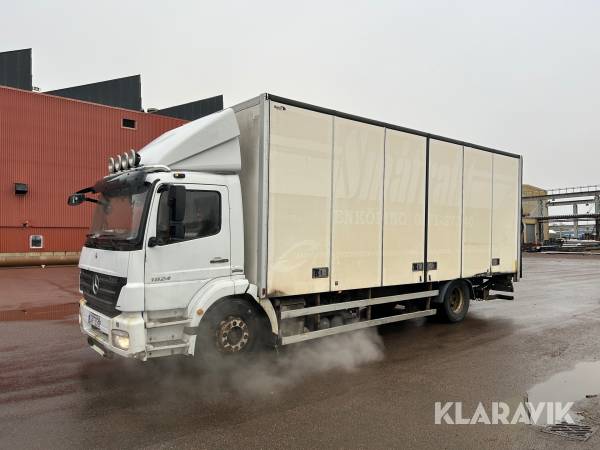 Lastbil Mercedes-Benz Axor 1824