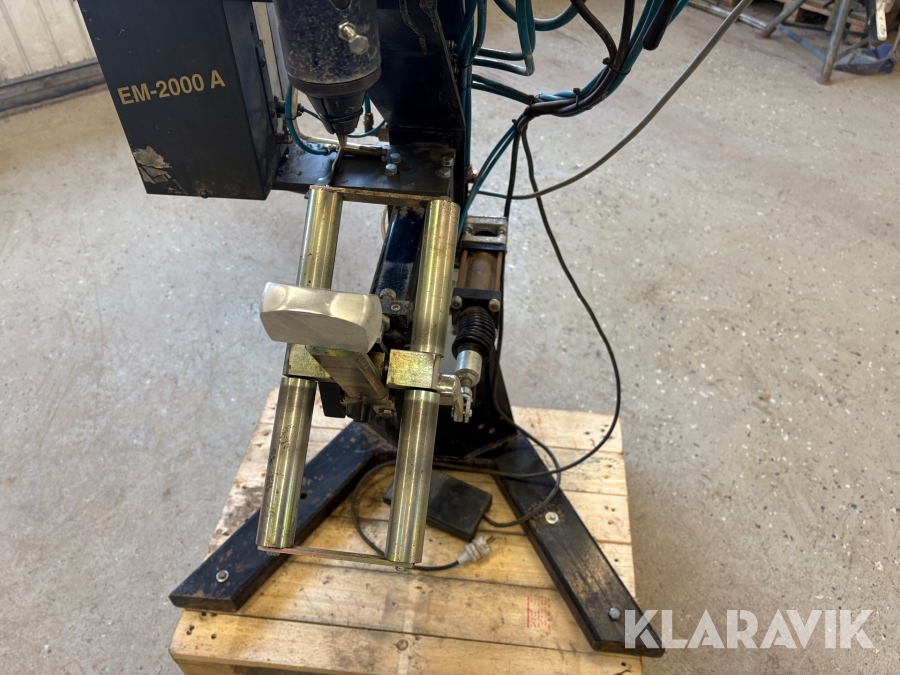 Dubbningsmaskin till bildäck JH EM-2000A