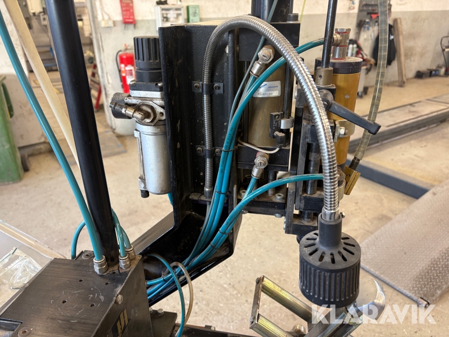 Dubbningsmaskin till bildäck JH EM-2000A