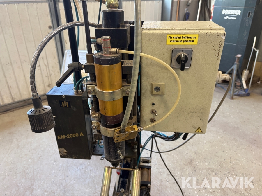 Dubbningsmaskin till bildäck JH EM-2000A