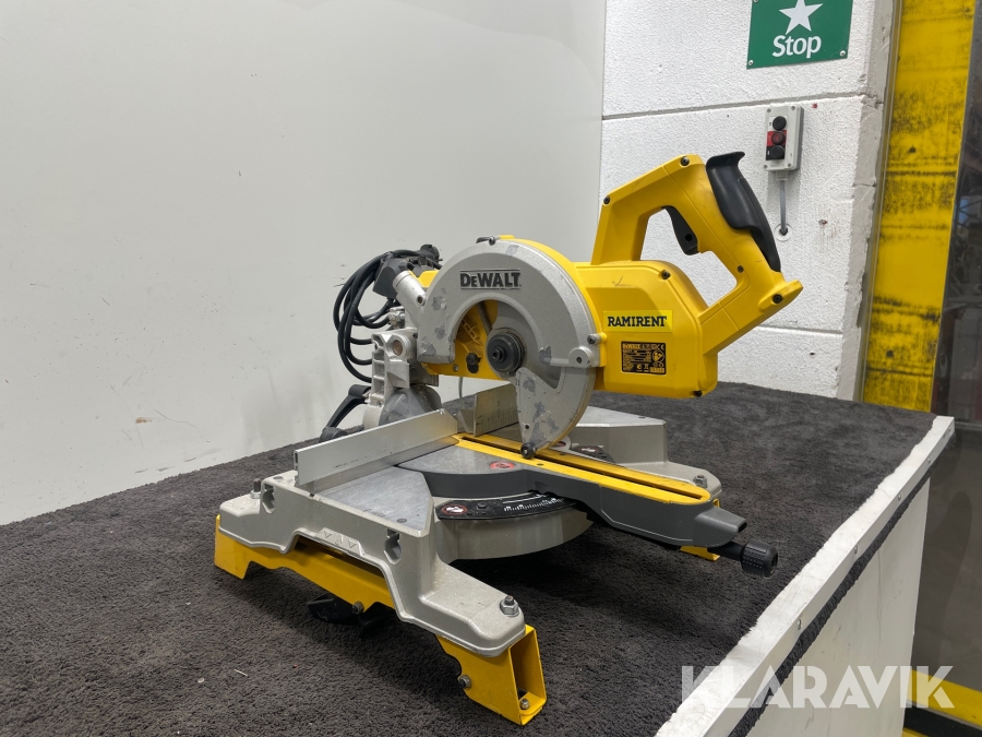 Kap&geringsåg Dewalt DW777