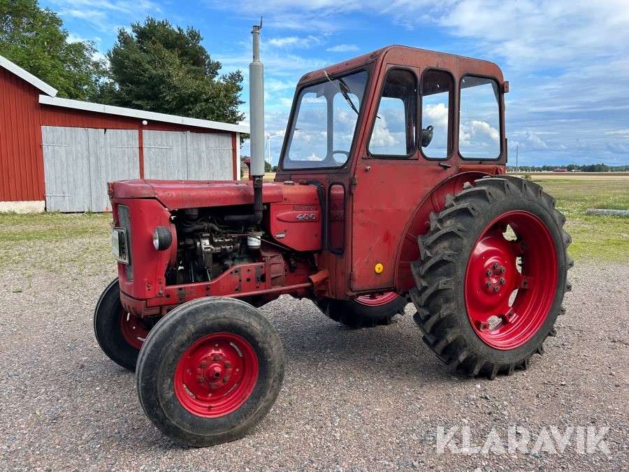 Traktor med tillbehör Volvo BM Buster 400