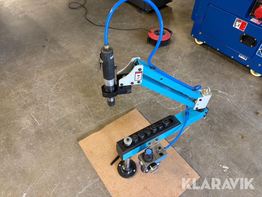 Pneumatisk gängmaskin