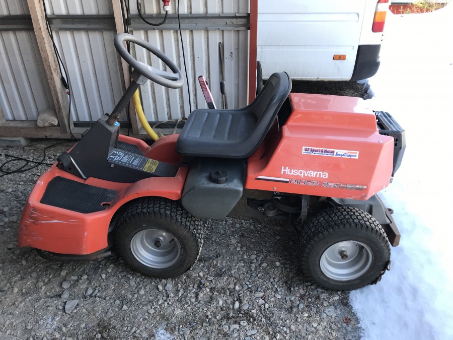 Åkgräsklippare Husqvarna Raider