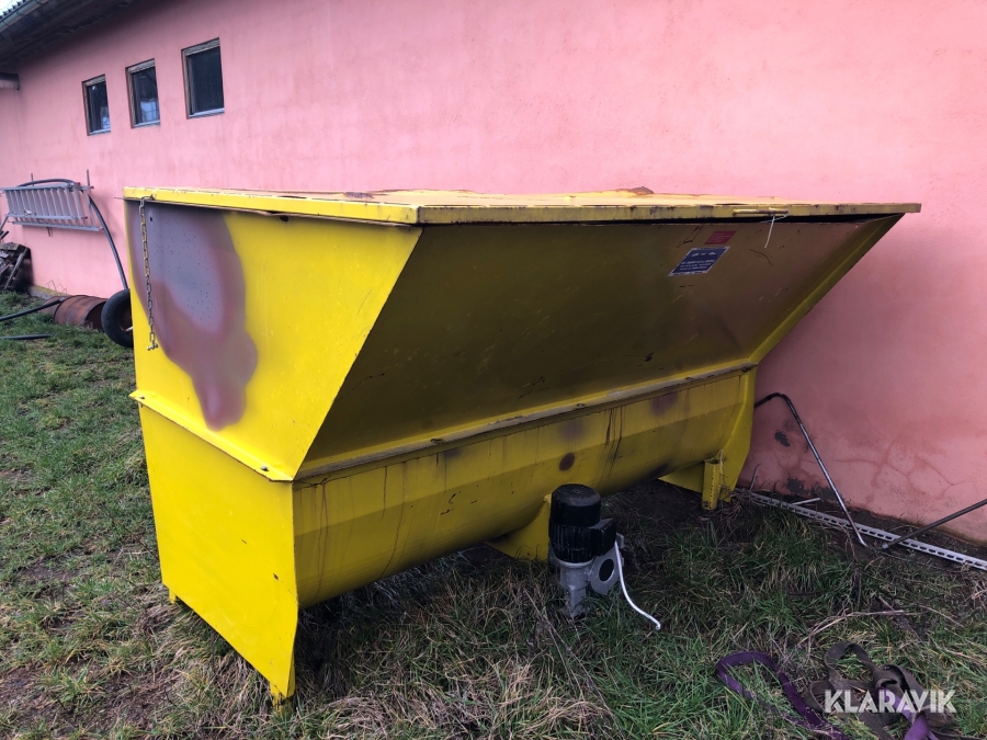 Flisförråd med skruv