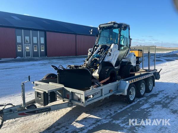 Kompaktlastare Multione 8,4 S vinterutrustad och med släp