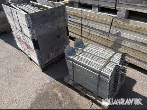 Trappsteg Paso 66-67