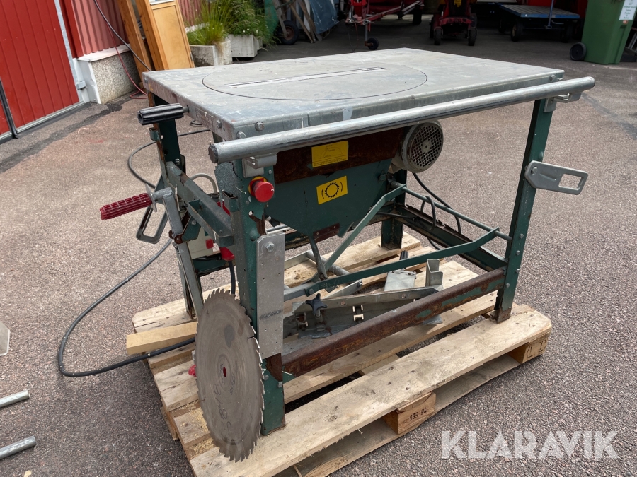 Sågmaskin Ernström & Co med sågbord