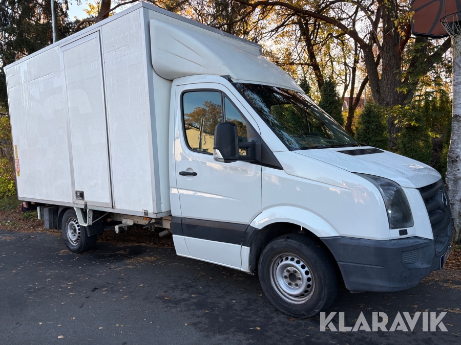 Lastbil Volkswagen Crafter 35 med bakgavellyft