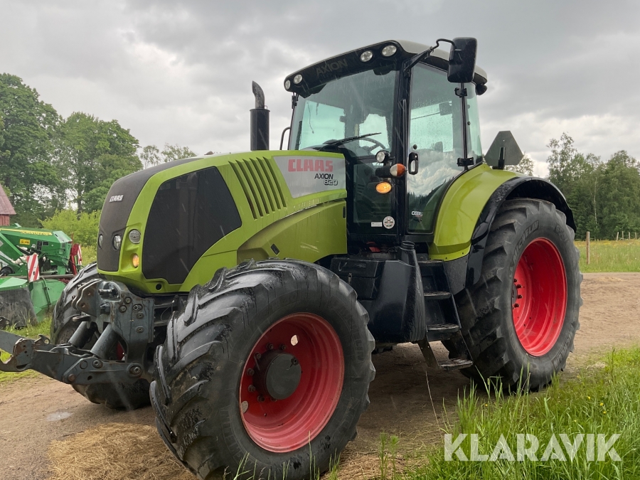 Traktor Claas Axion 820